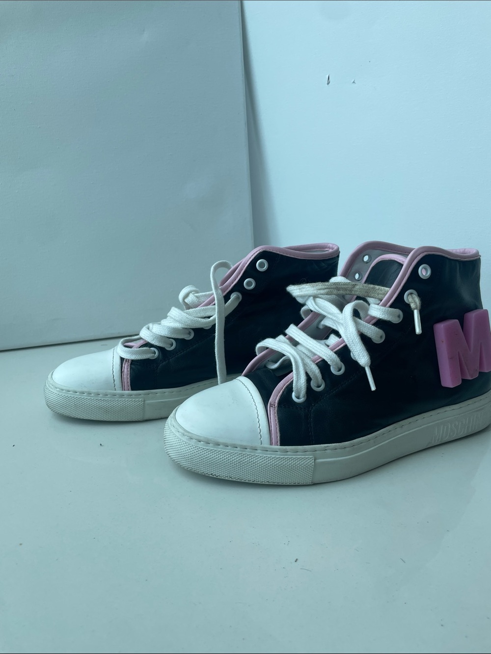 Moschino Kids Black High-Top Sneakers with Pink Trim